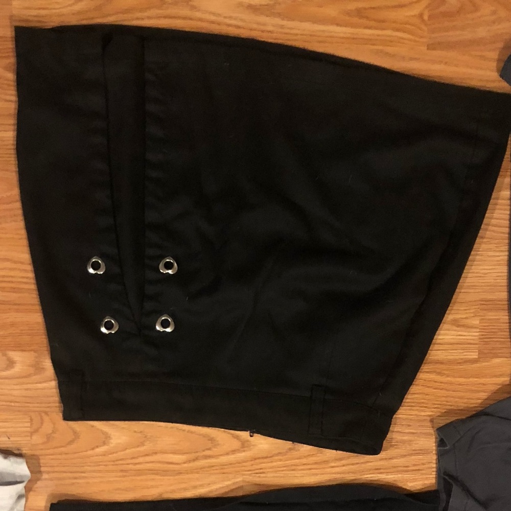 black skirt